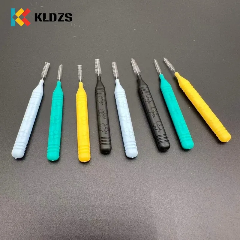 Dördyarpaqlı yonca I tip dişlərarası fırça